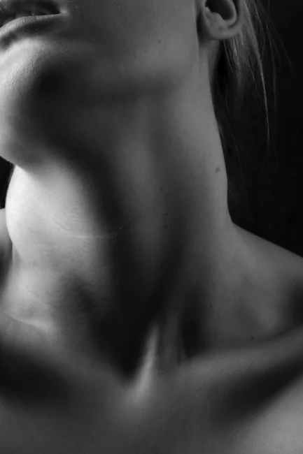 Çene Ucu ve Jawline (Çene Hattı) Dolgusu